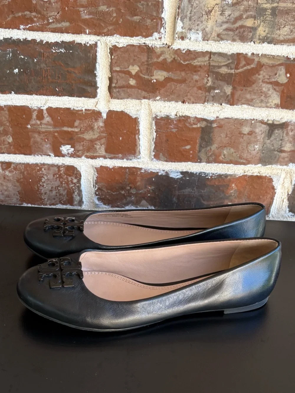 Tory Burch Lowell 2 Black Leather Ballet Flats Logo Size 8 - Picture 4 of 12